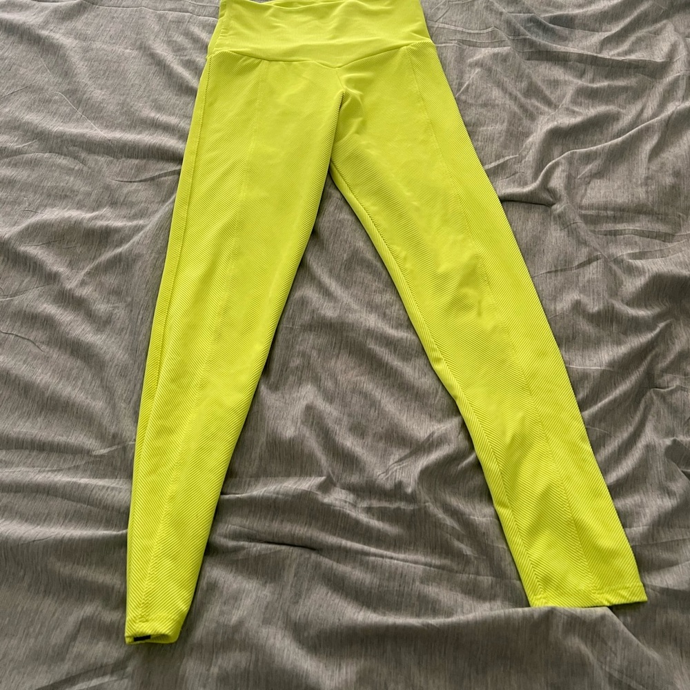 Onzie Leggings